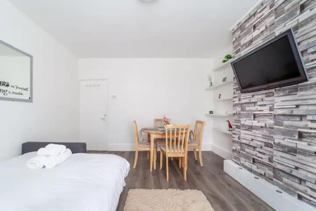 Ferienwohnung Central Ground Floor Flat Free Parking London Exterior foto